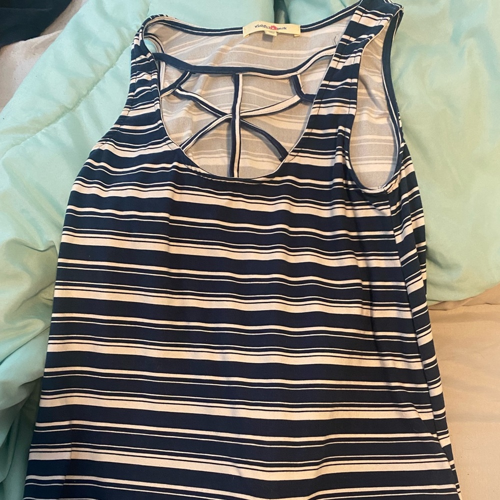 Women tank top